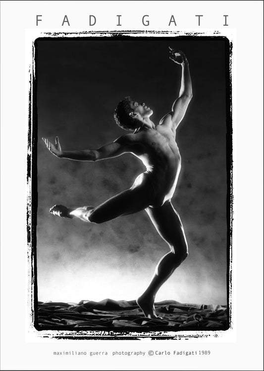 AU 301 / MAXIMILIANO GUERRA