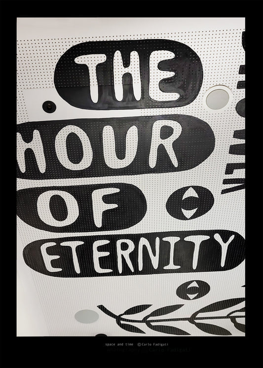 AU 332 / THE HOUR OF ETERNITY