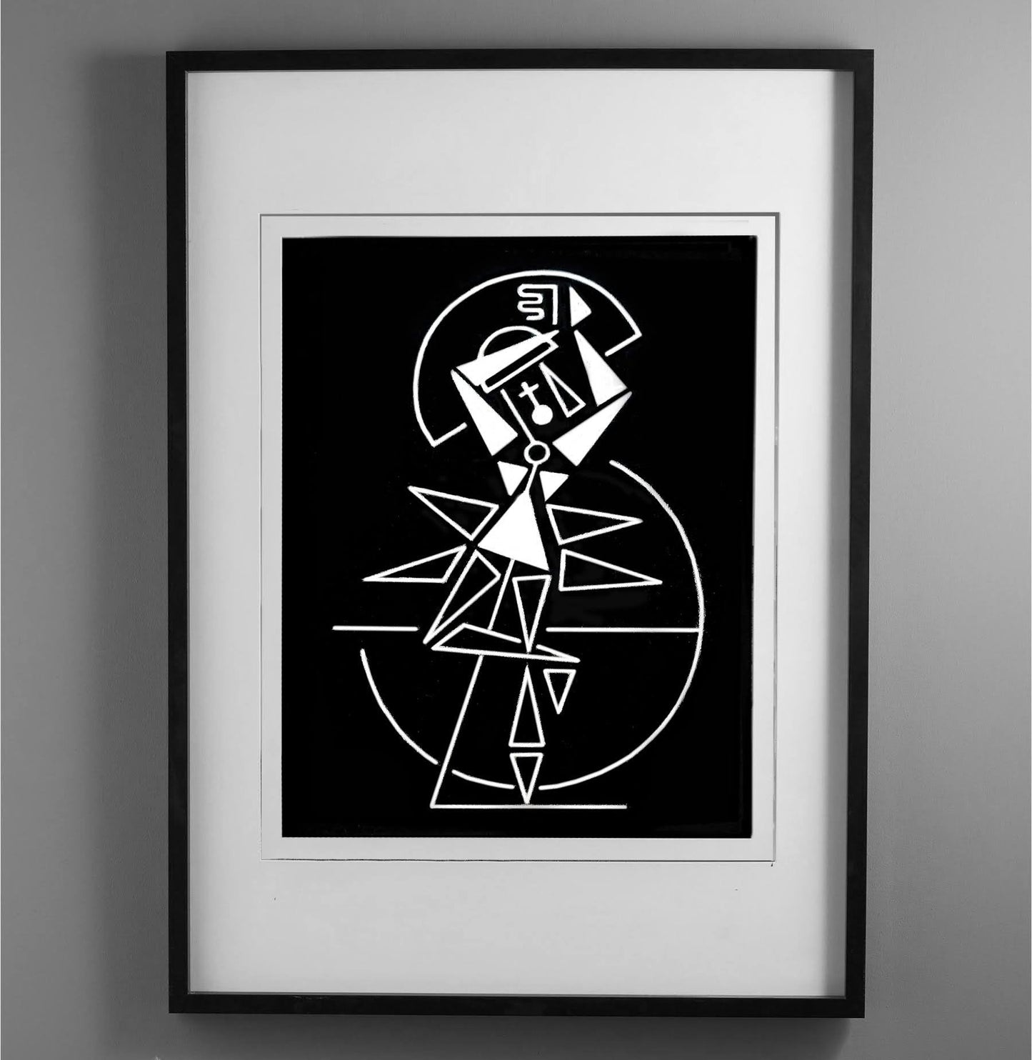 B  / DANCER IN A CIRCLE